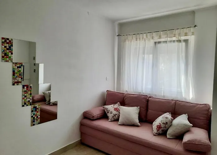 Διαμέρισμα Diana Τρογκίρ